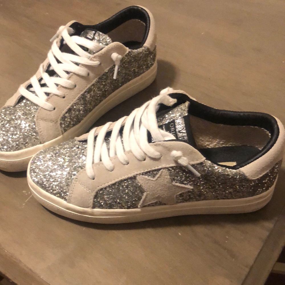 Vintage Havana Silver Glitter Sneaker